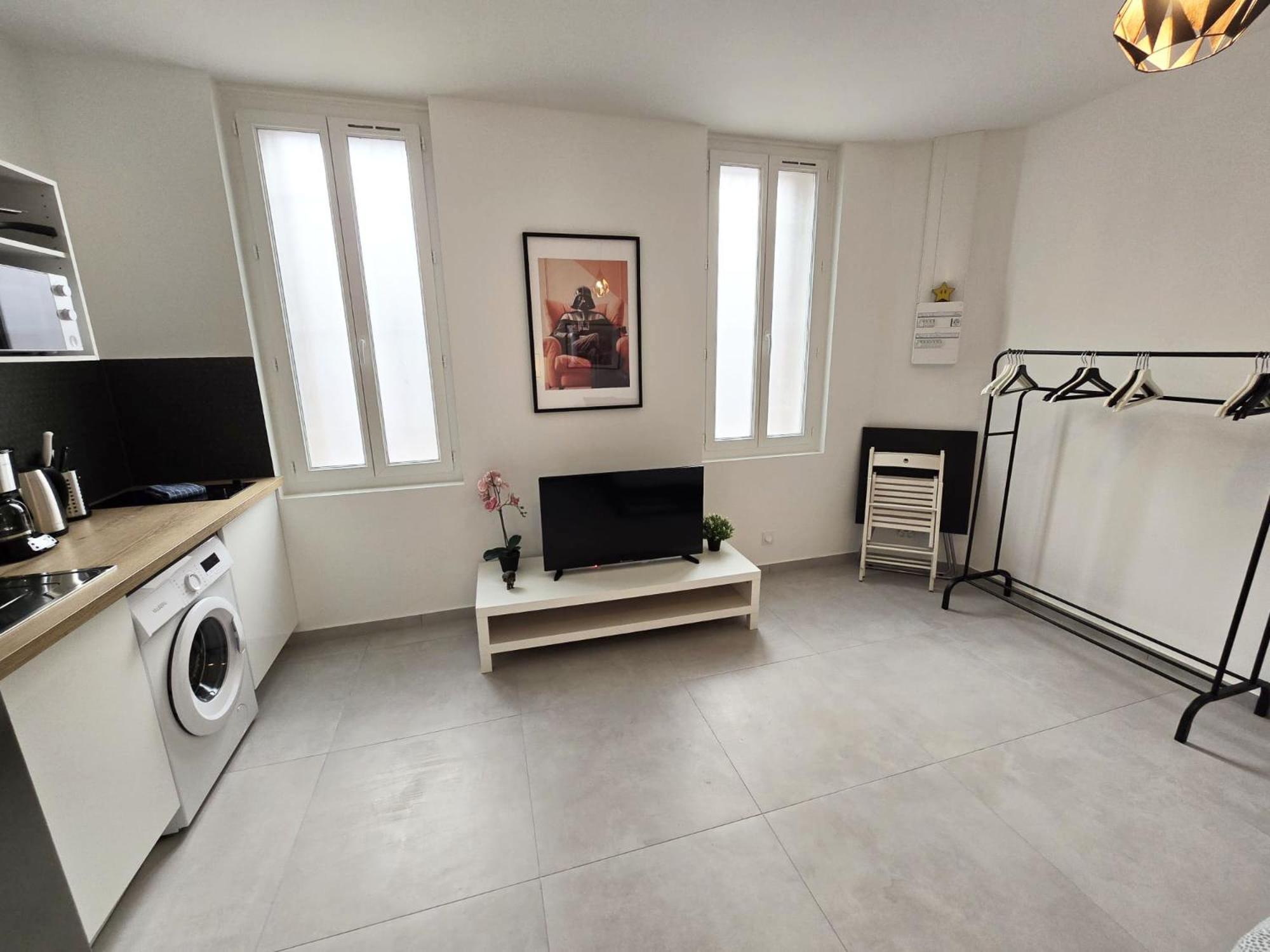 Gregbnb - 22m2 - Climatise -10min Gare - 2 Appartamento